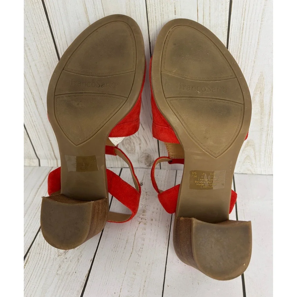 Franco Sarto Heron Red Suede T-Strap Block Heel Sandals L-HERON Womens 7.5M